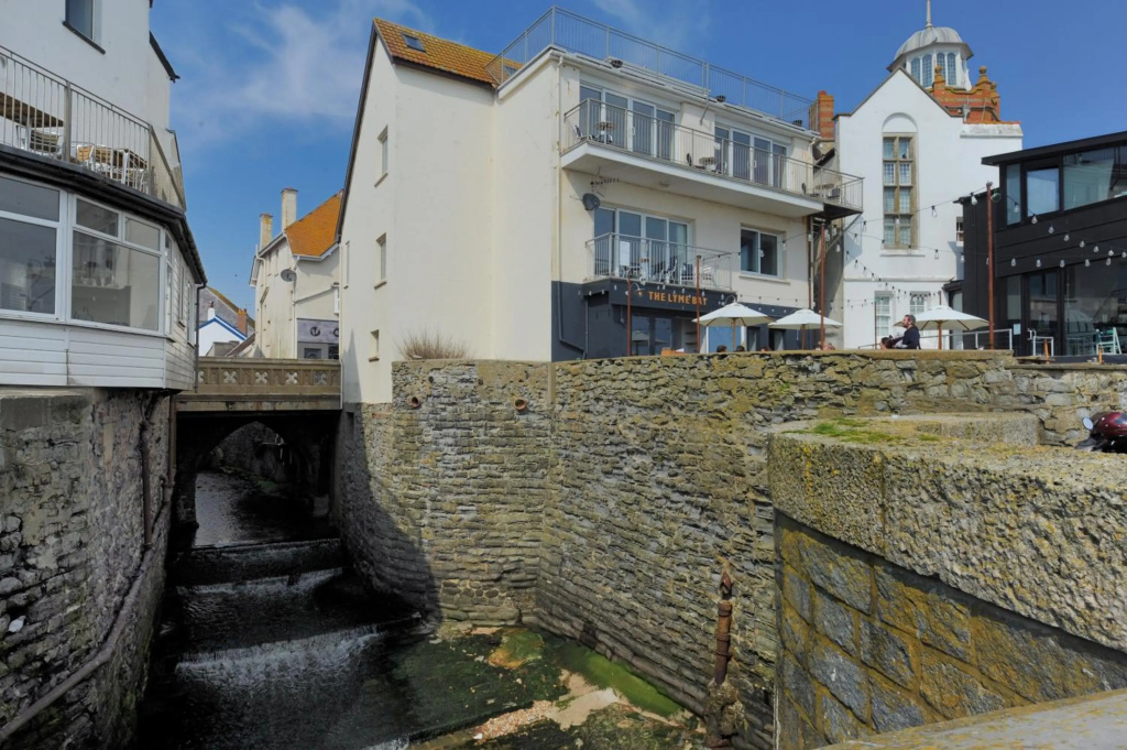 Watersmeet — 5