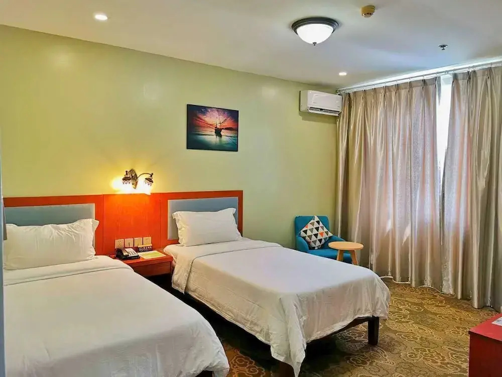 Hotel photo 13