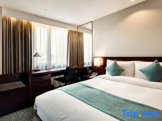 Double Suite (full double bed)