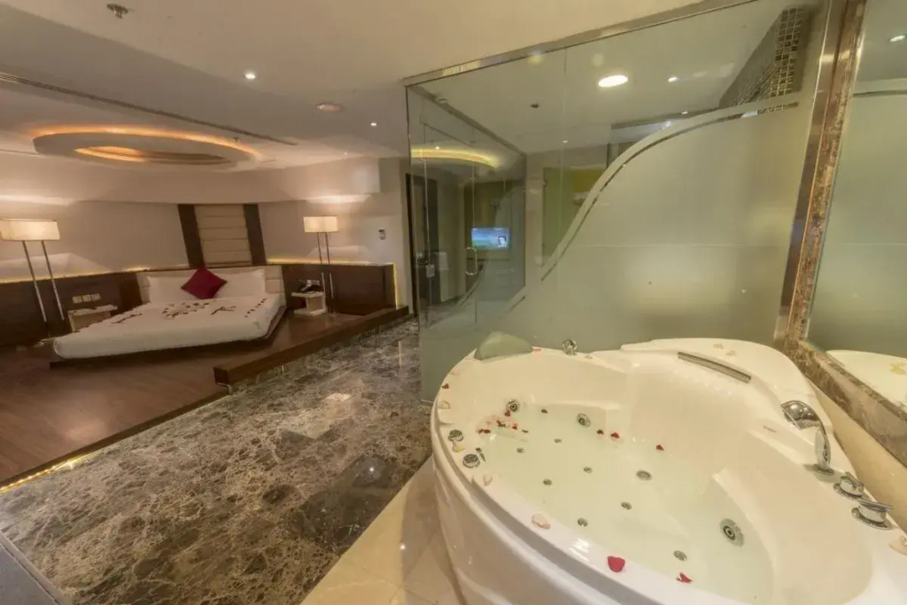 Hotel photo 8