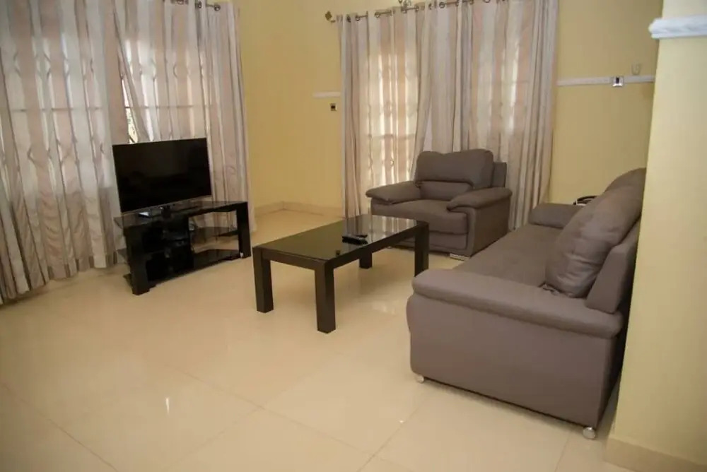 Nicole courts — фото 2