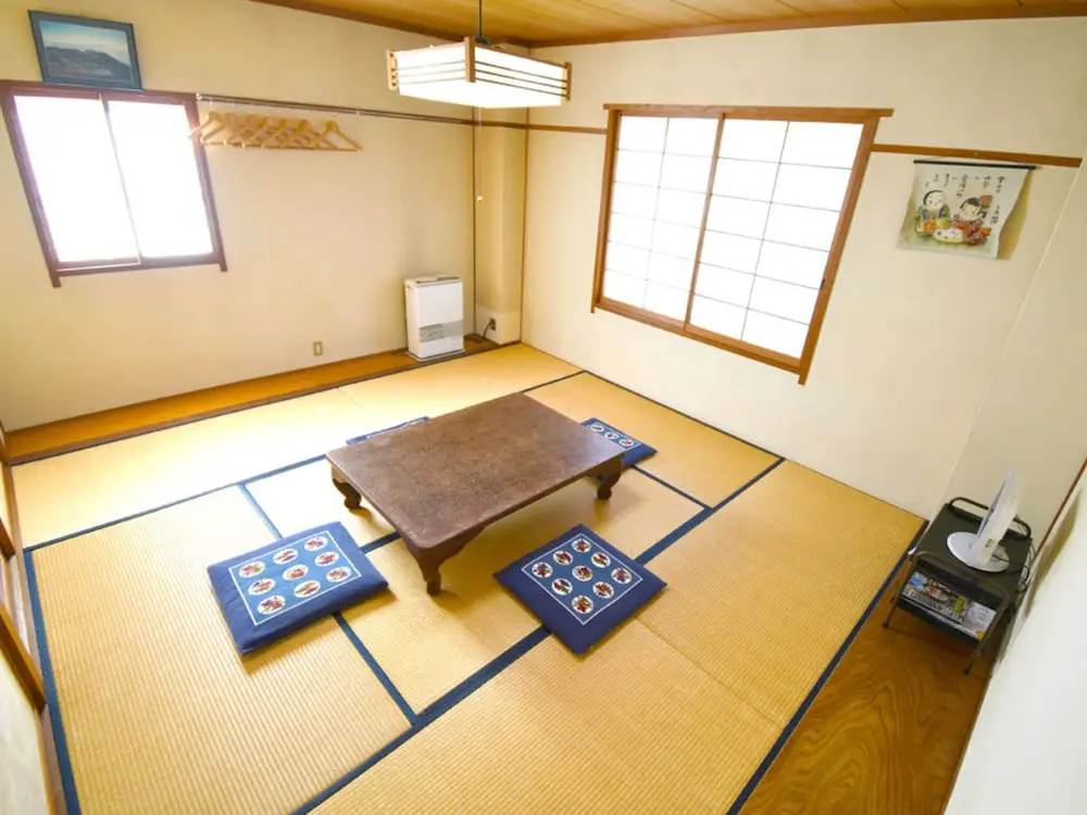 Kurumizawa Ryokan - фото 9
