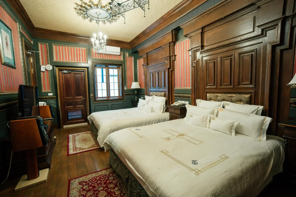 The Old England Manor - Général