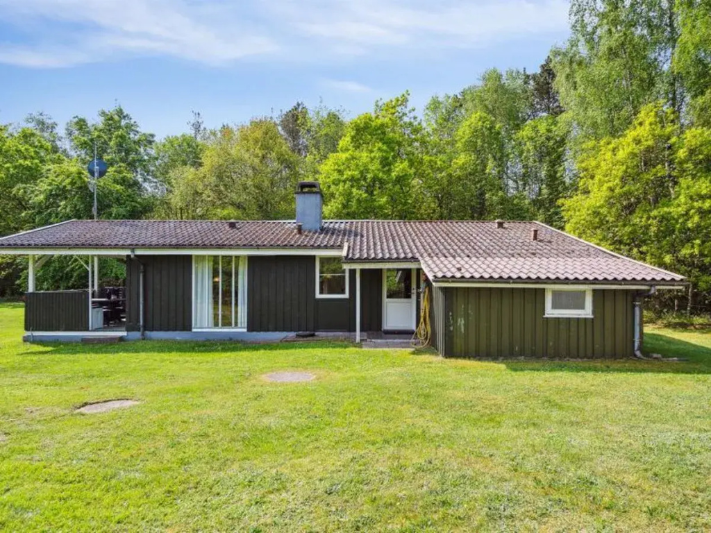 "Gerulf" - 800m from the sea in NE Jutland