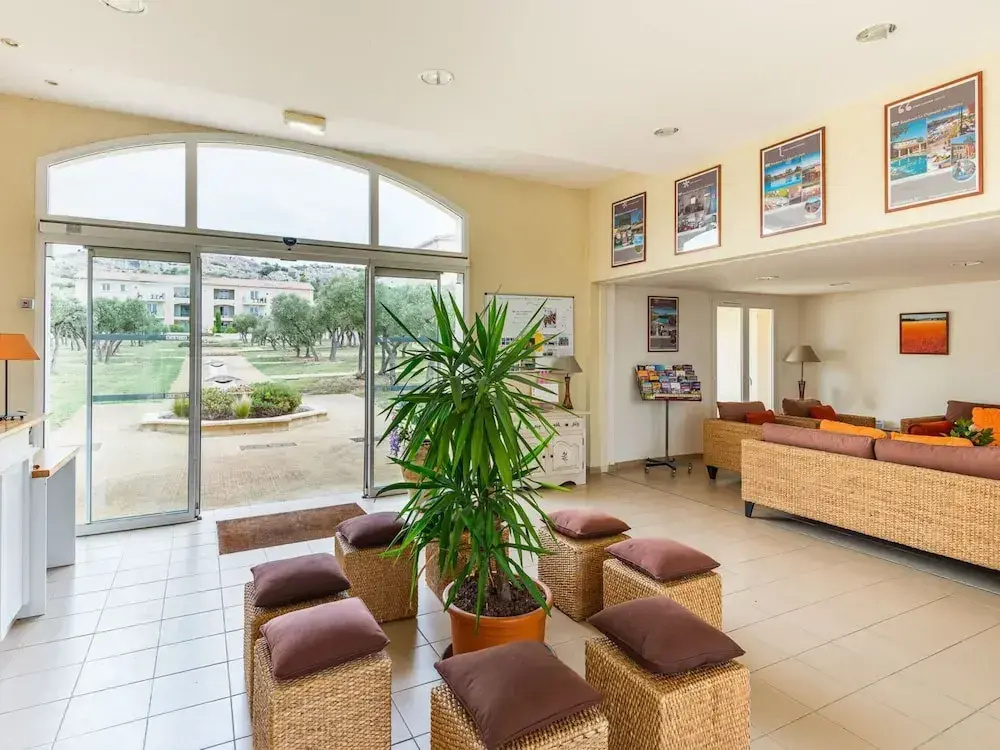 Voir la photo 3 — Apartment in Provencal Style in a Beautiful Landscape