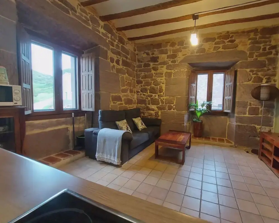 Double Apartment (full double bed)