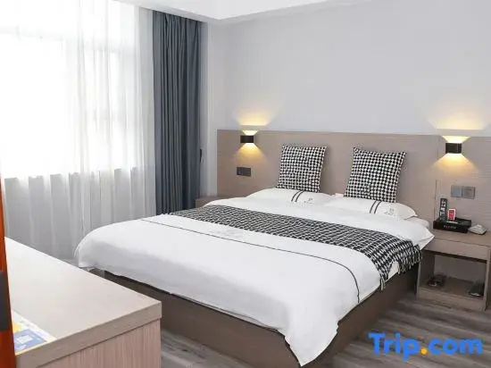 Deluxe Double room (full double bed)