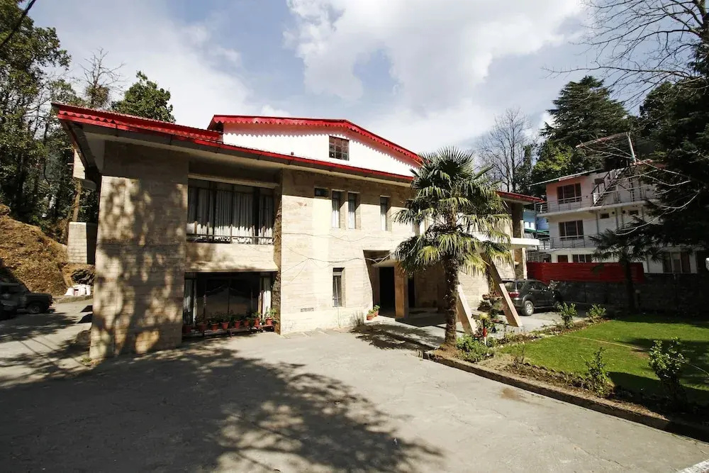 OYO 10959 Hotel Langdale Manor