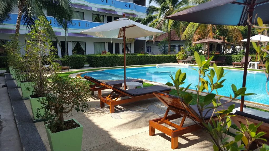 Pool