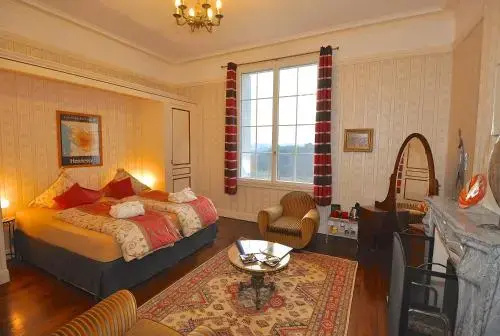 Voir la photo 4 — Chambres d'Hôtes Château de Bellevue