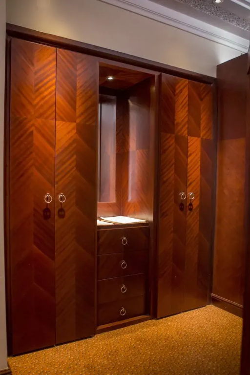 Deluxe Double Suite (full double bed)