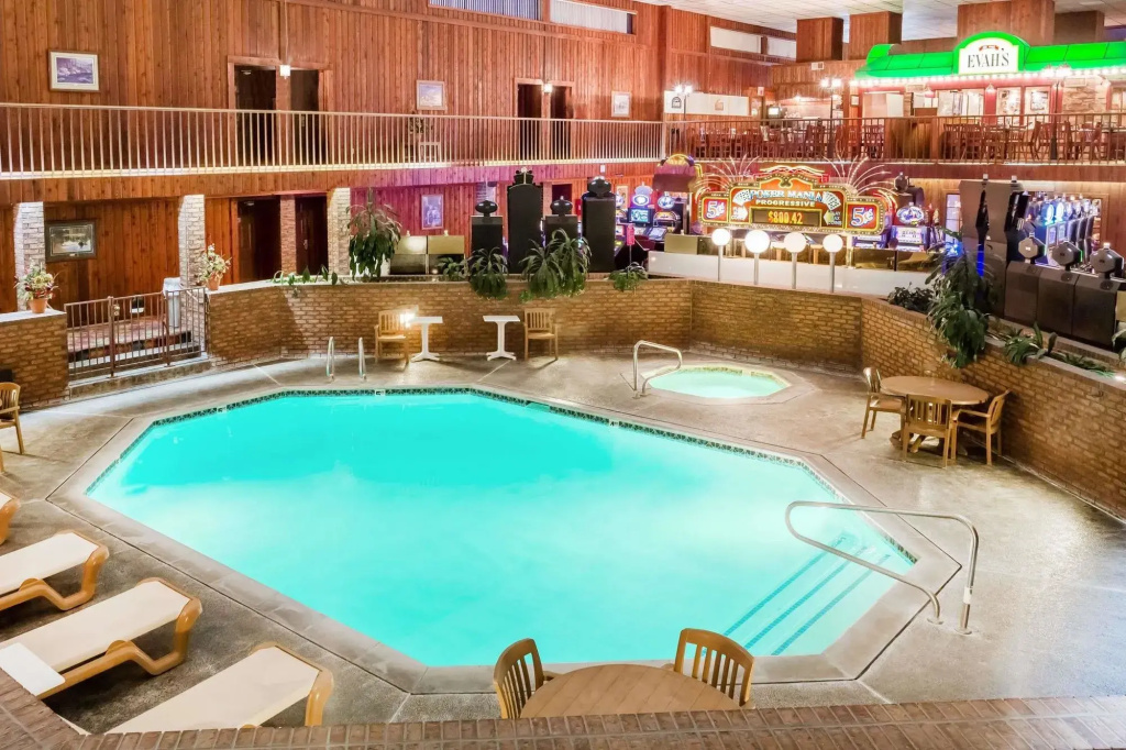 Hotel photo 12