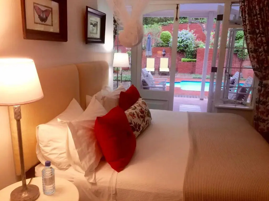 Standard Double room (full double bed)