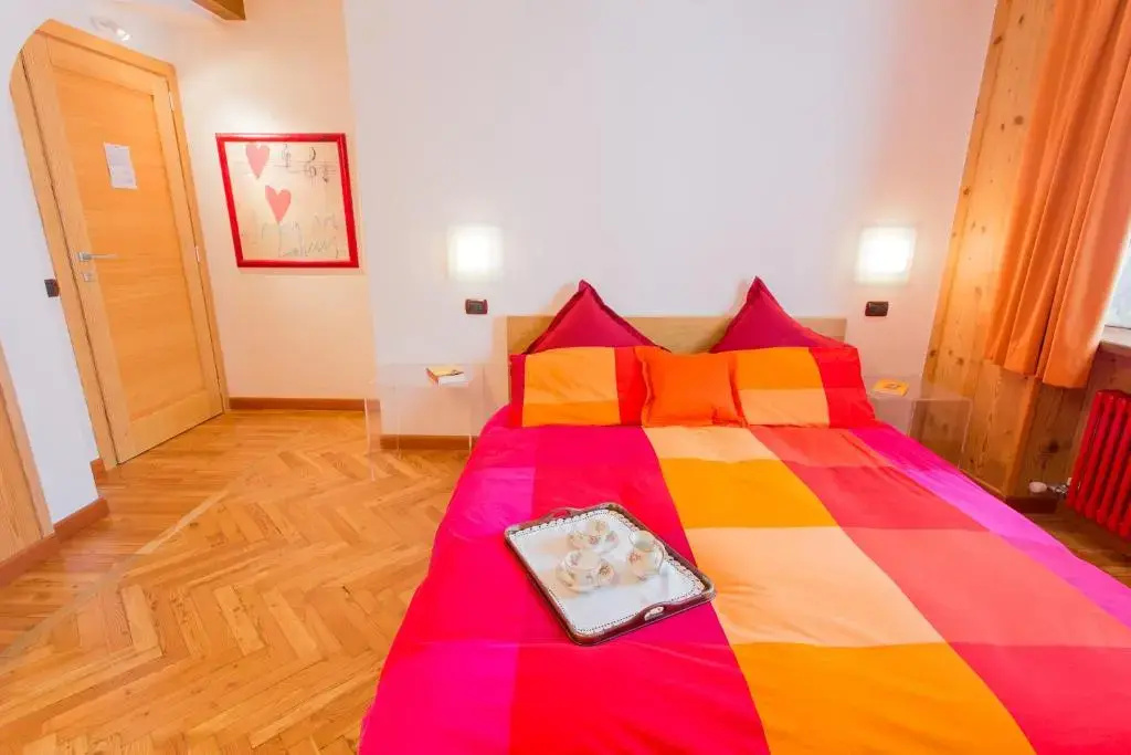 Standard Double room (full double bed)