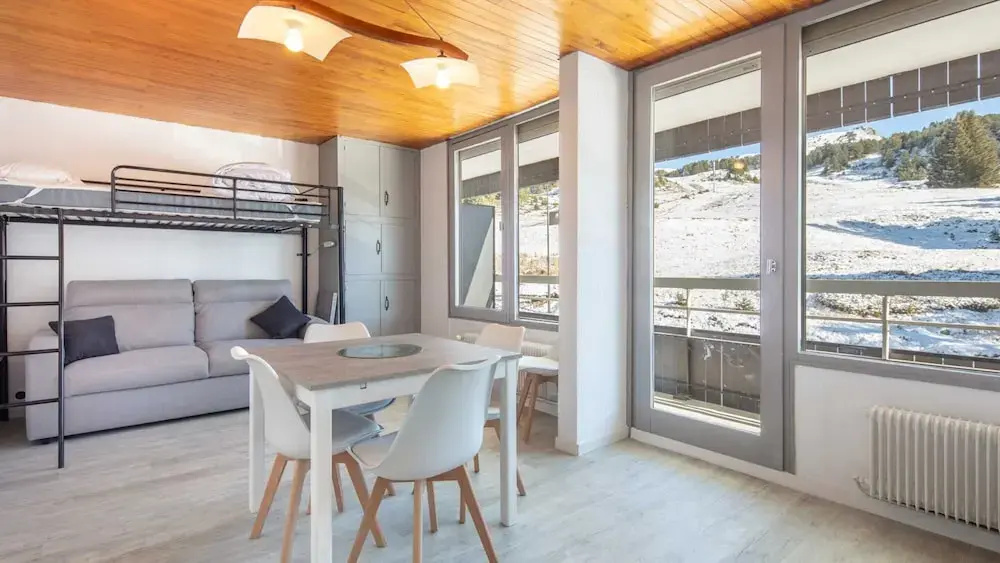 Afficher la photo 6 — Alpine Hideaway With Balcony