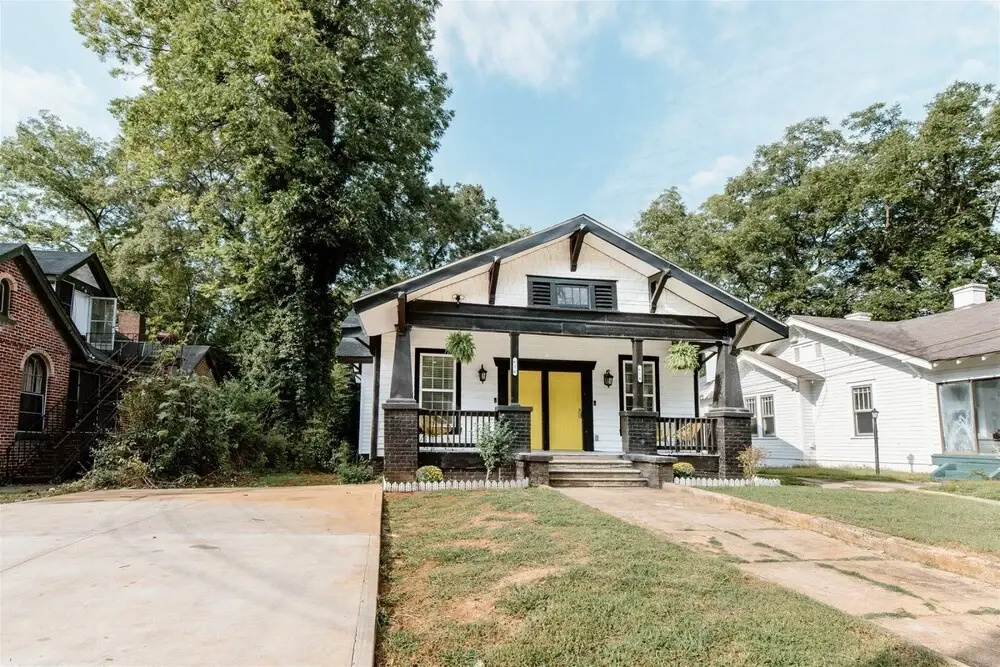 616 S. Converse St