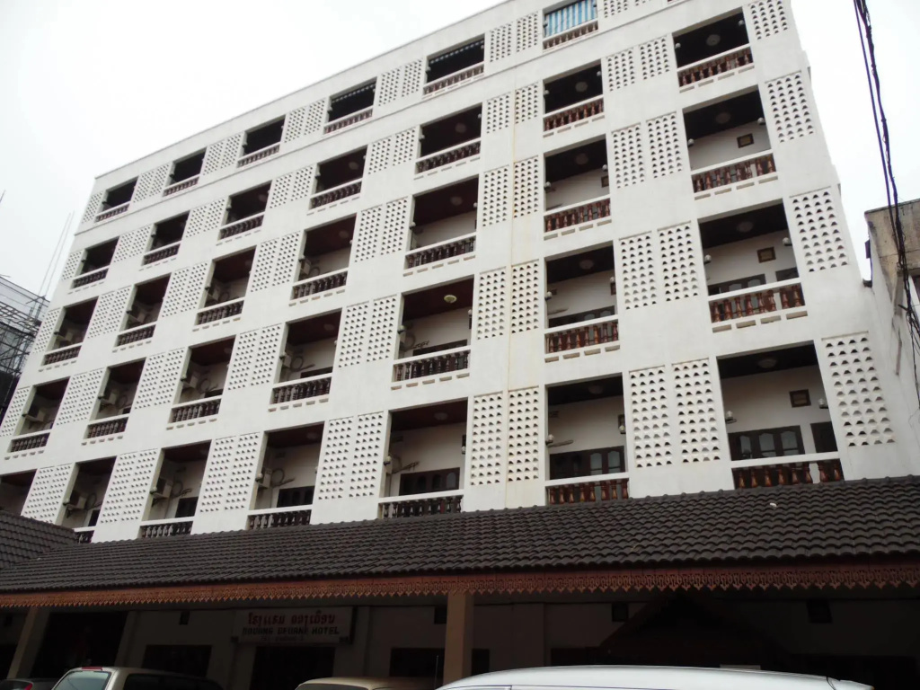 Douang Deuane Hotel