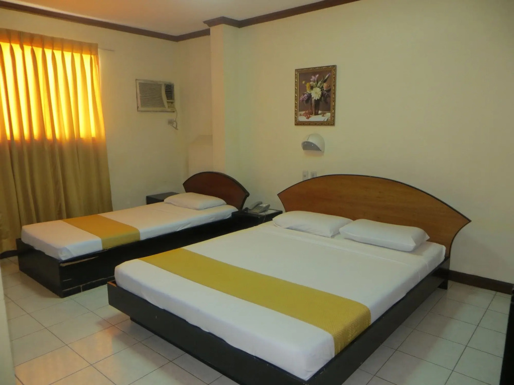Paragon Suites