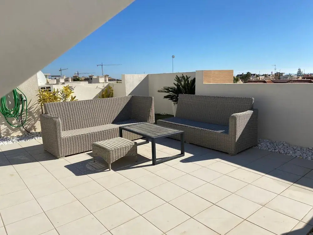 Sunny Penthouse Near Zenia Beach