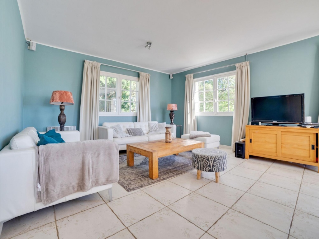 Modern Villa With Swimming Pool in Sainte-maxime