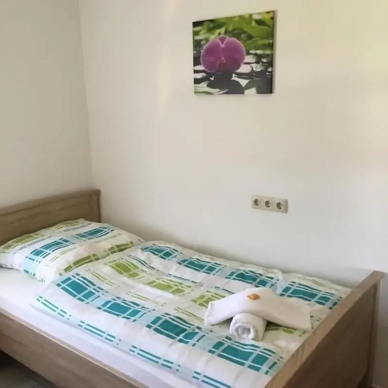 Gaststätte und Pension Frankenstube - Chambres