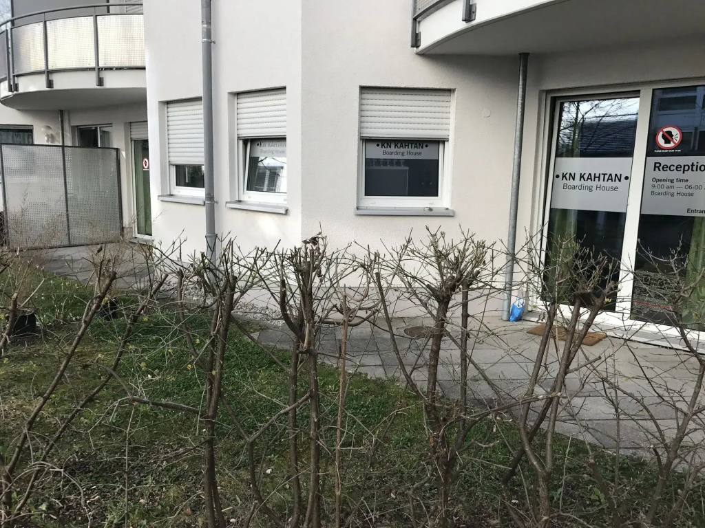 Kn Kahtan Boarding House