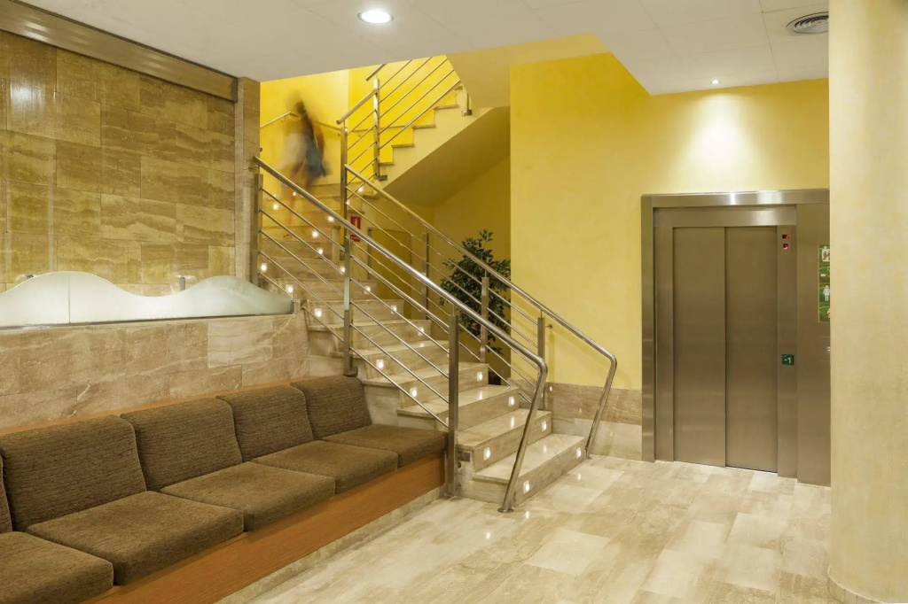 DWO Sirius -Adults Only - Général