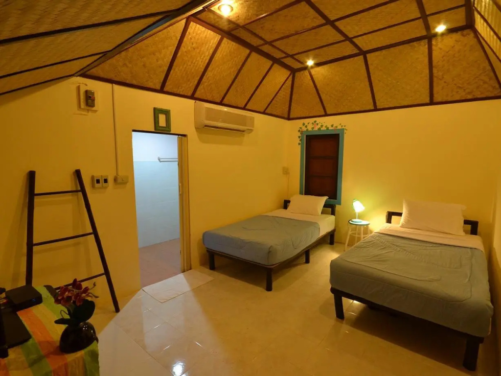 Single Cottage