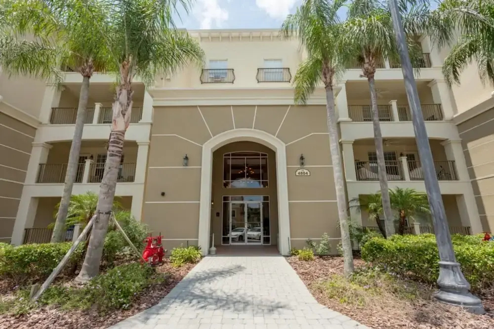 Vista Cay - 4804 Cayview Avenue #306