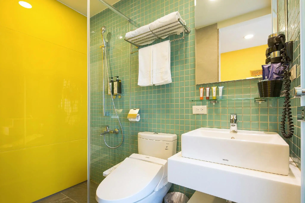 Superior Double room (full double bed)