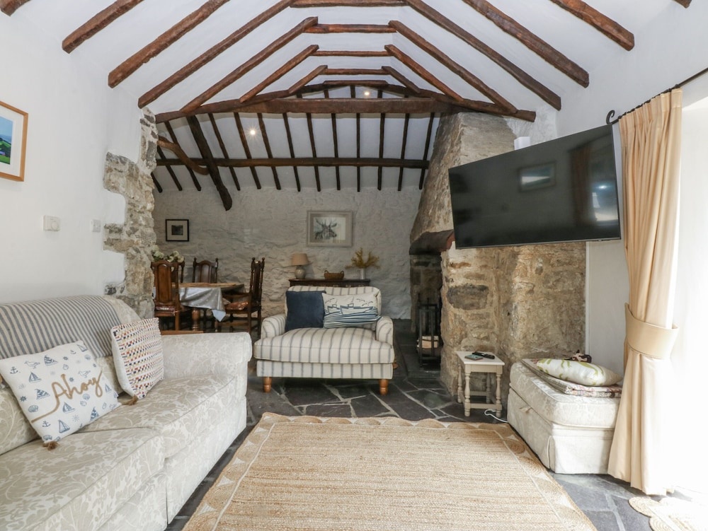 Tyddyn Iolyn — 5