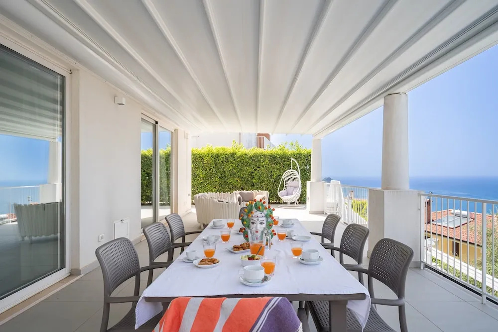 Villas d'Orlando - with private pool and sea view