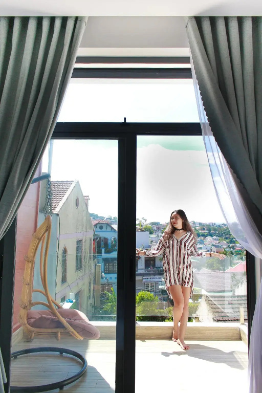 Standard Double room with balcony (full double bed)