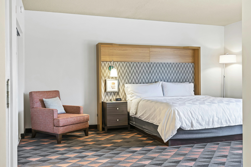 Holiday Inn St. Petersburg West by IHG - Général