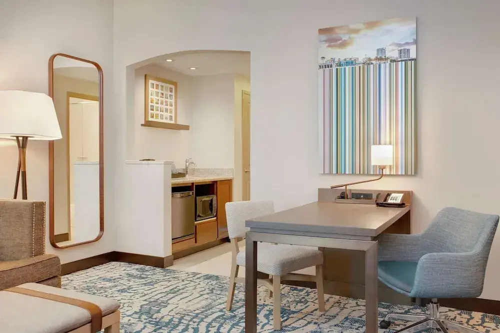 Embassy Suites by Hilton Tampa Downtown Convention Center - Chambres