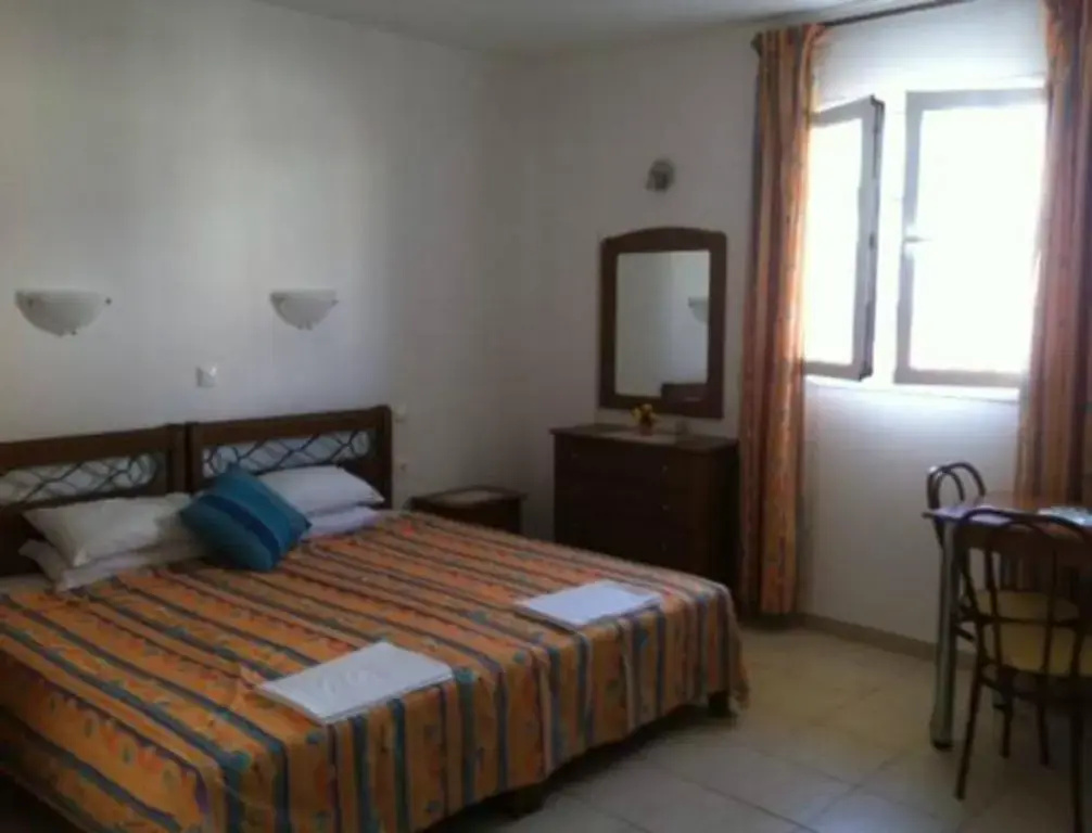 Economy room
