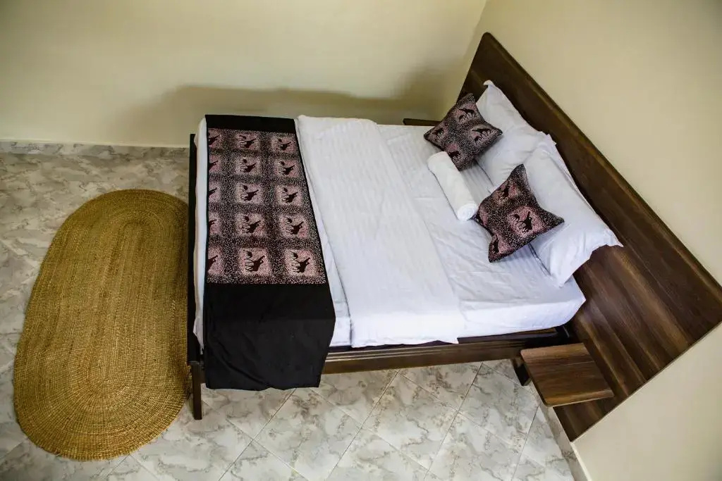 Deluxe Double room with balcony (full double bed)