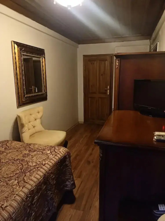 Economy room