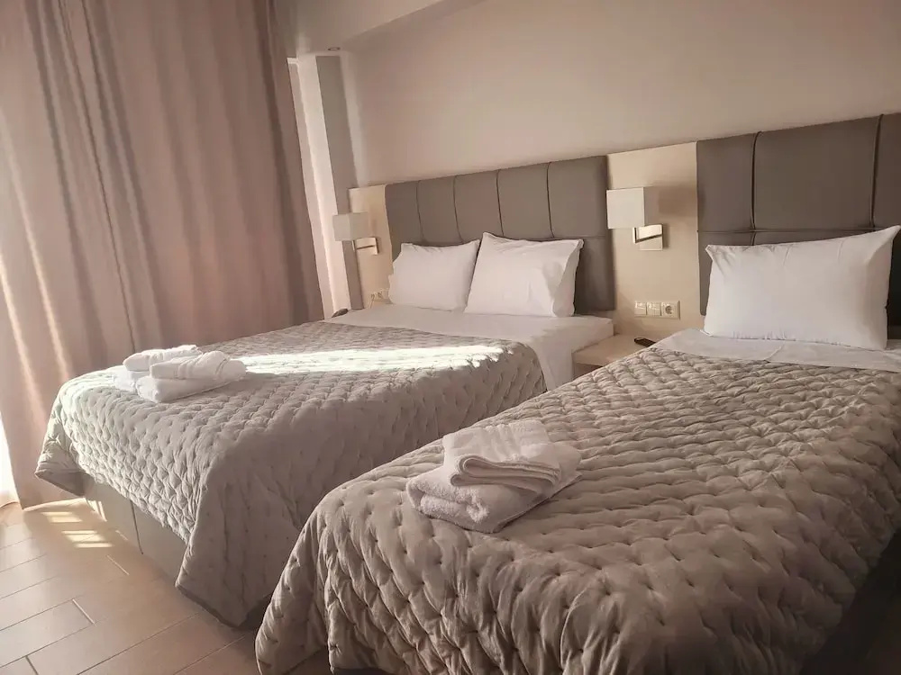 Deluxe Triple room with balcony