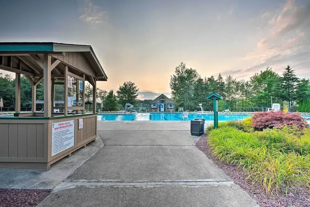 Lovely Tobyhanna Getaway w/ Game Room & Fire Pit!