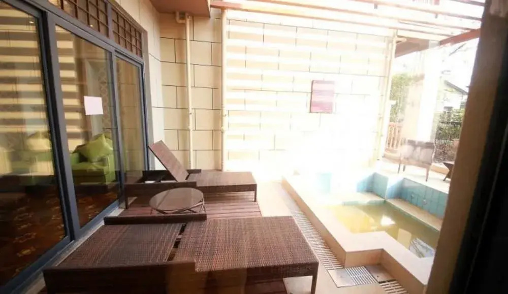 Balcony & Terrace