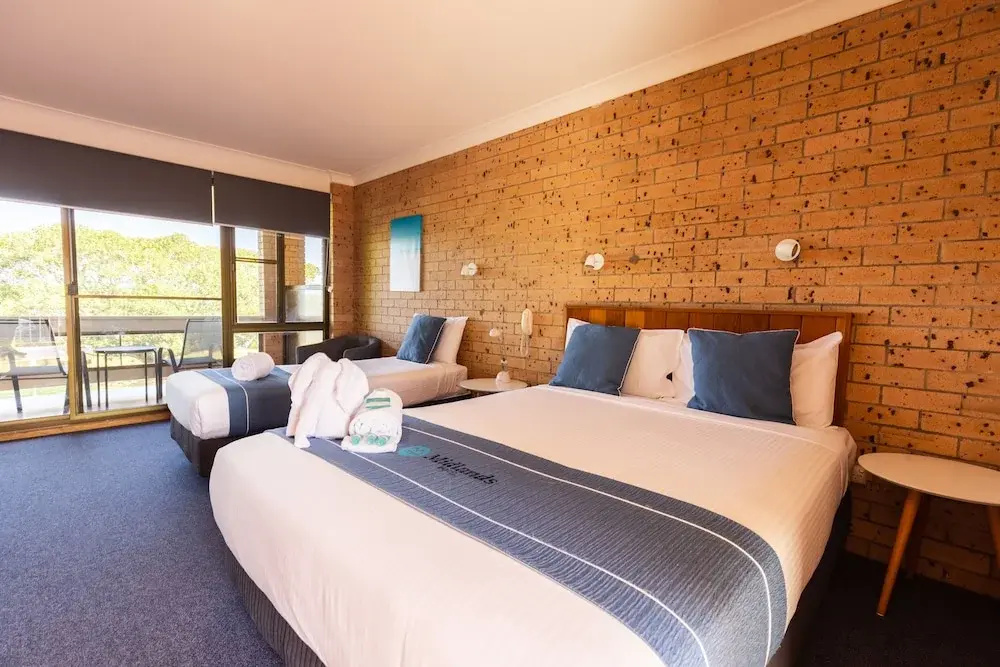Deluxe Double room with balcony and with river view (twin beds)