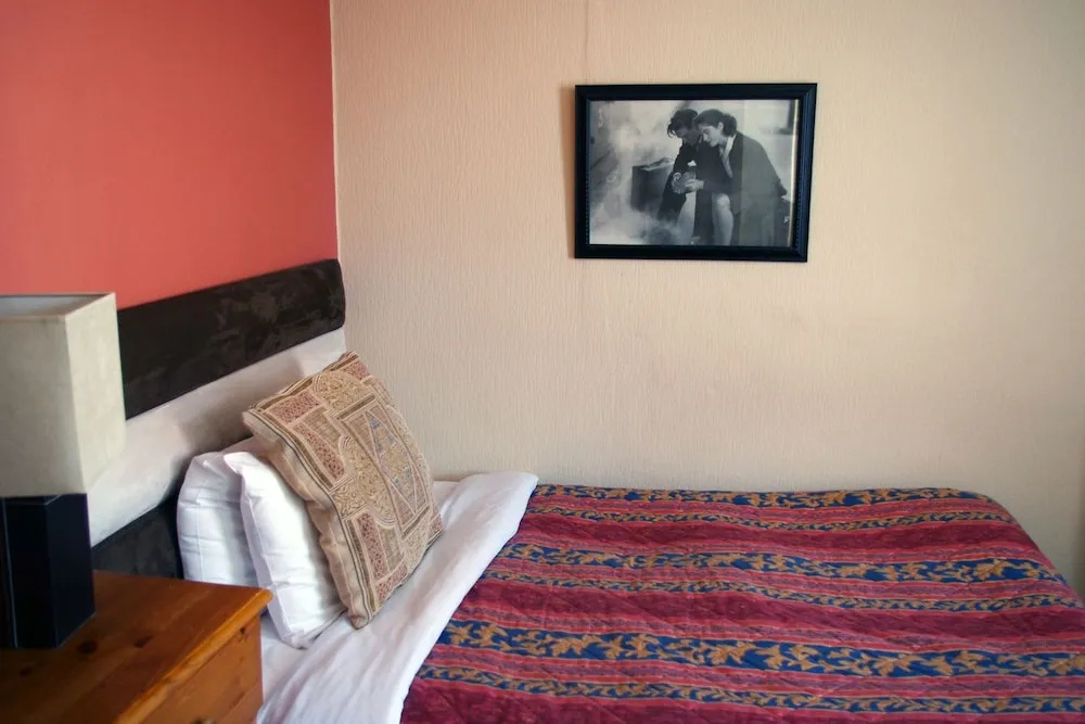Dukes Folly Hotel - Chambres