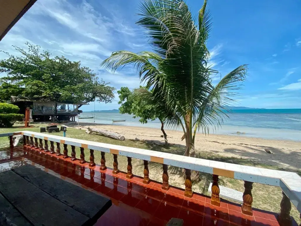 Bungalow with sea view