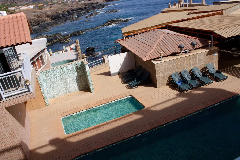Beach & Waterfront