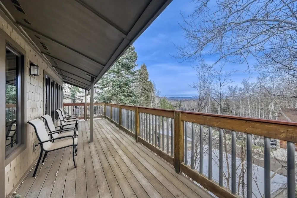 Stargazer 115 3 Bedroom Townhouse by RedAwning