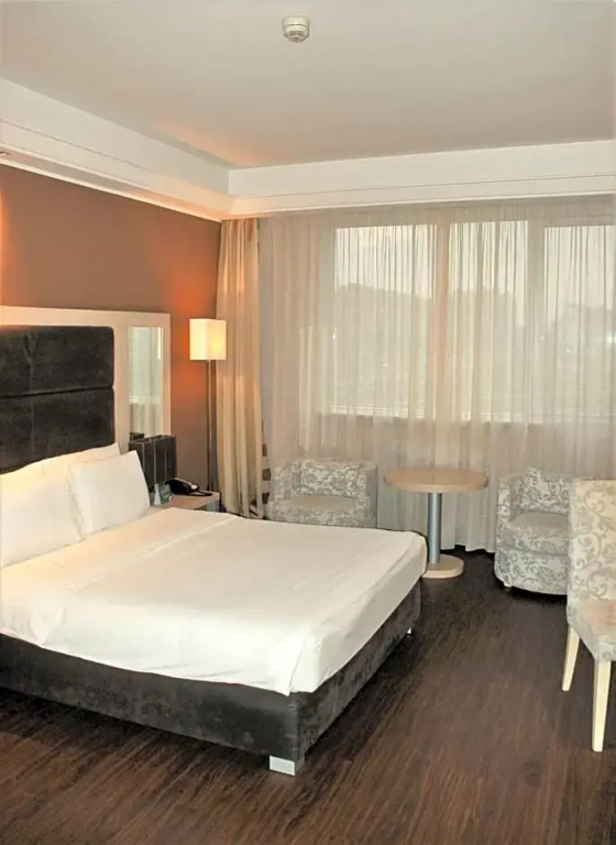 Holiday Inn Belgrade by IHG - Chambres