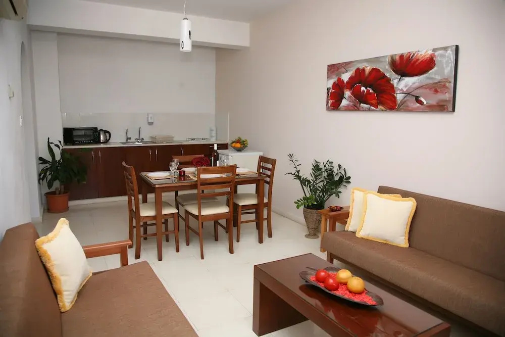 Anna Hotel Apartments - Chambres