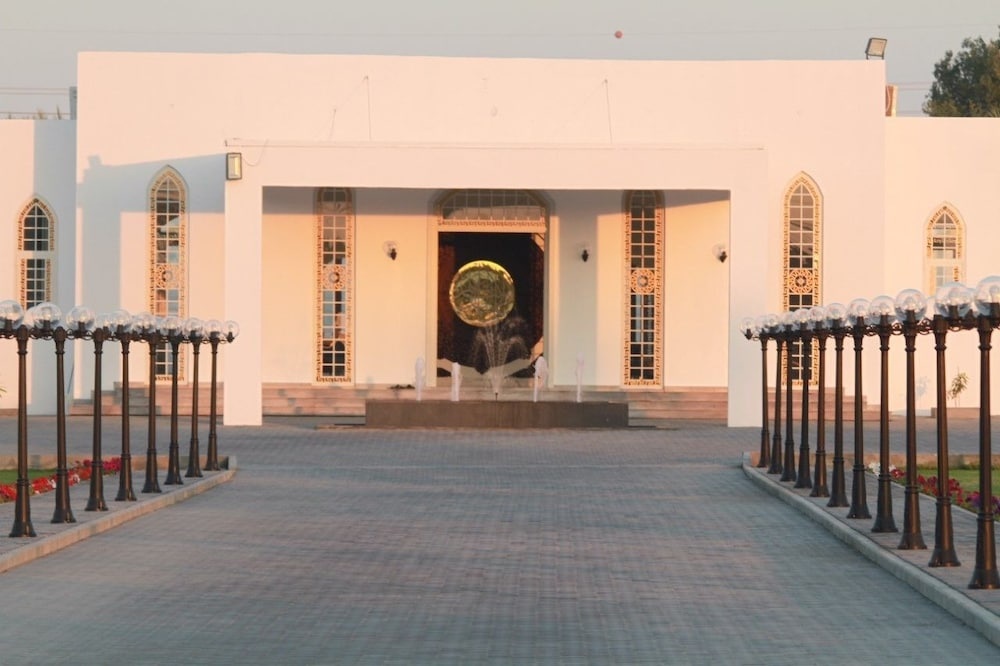 Jawharat Al-Rumais Villas & Spa — фото 1