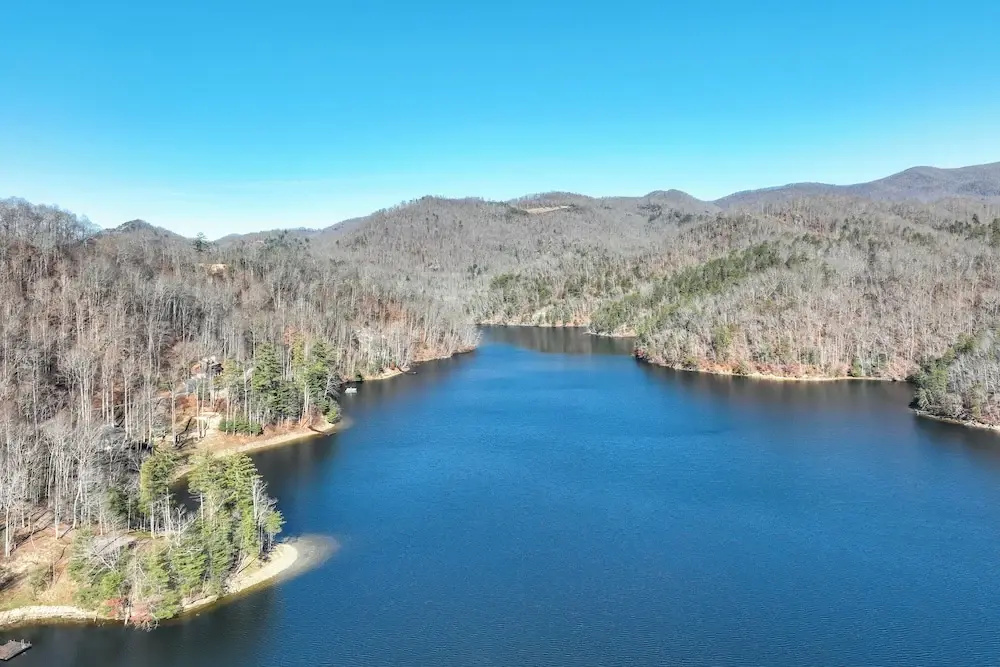 Hike & Boat: Cozy Bear Lake Cottage!